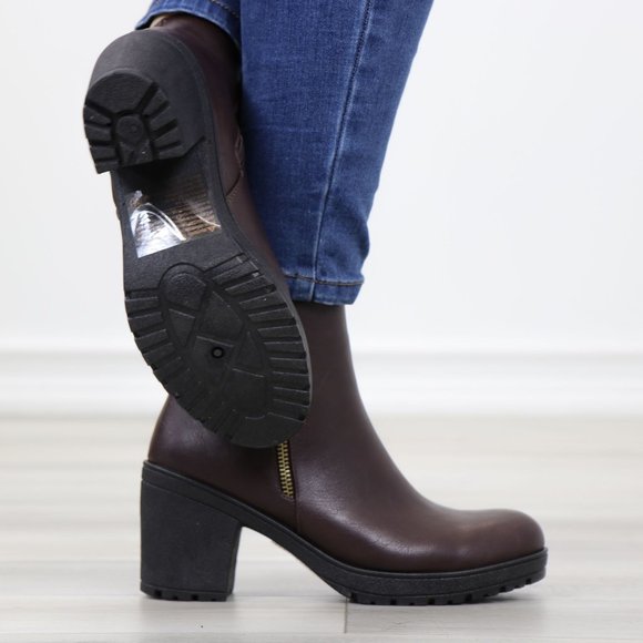 Brown Synthetic Leather Chunky Lug Block Heel Round Toe Ankle Boots - Picture 3 of 11